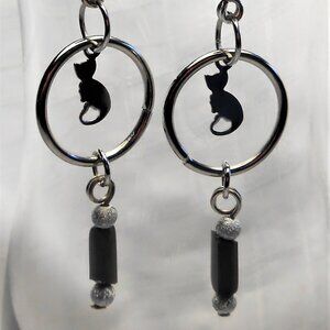 No. 402 - Handmade earrings with Tibetan silver cat charms
